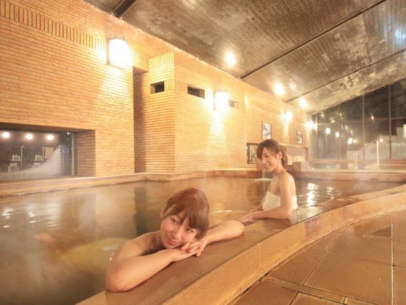 篝火の湯　緑水亭