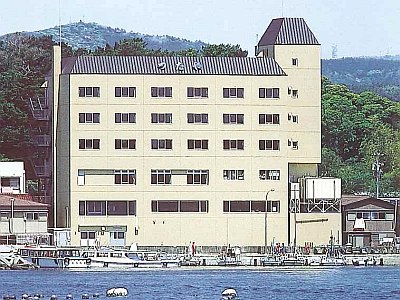 渡 鹿野島 ホテル